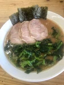 横浜らーめん 湘南乃家