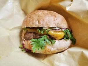 とり鉄 高岡駅前店