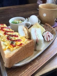にじいろcafe