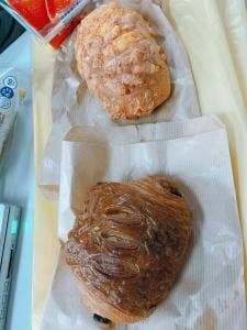 パンとコーヒーのお店 小さな丸い好日
