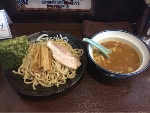 横浜家系ラーメン 吟家 花見川店