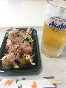 横浜天然温泉くさつ 軽食コーナー