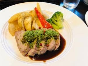 レストラン亀遊亭