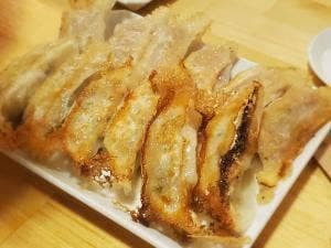 Jessie 餃子とワイン