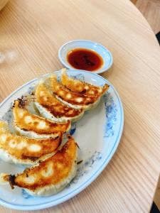 ぎょうざの満洲 川越工場直売店