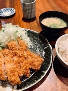 名代とんかつ かつくら 北千住マルイ店