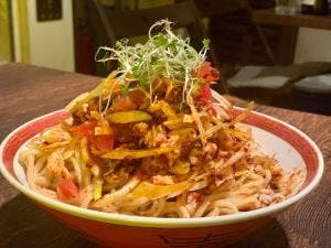 自然派ワインと中華のお店 カントナ