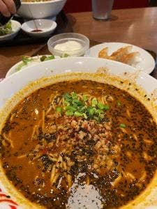 紅虎餃子房 富山ファボーレ店