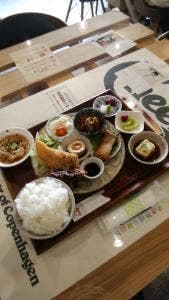 三國湊 食の蔵 灯