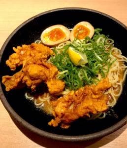 博多ラーメンげんこつ 灘店