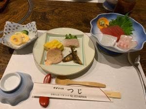 ホテル仕込み れすとらん つじ