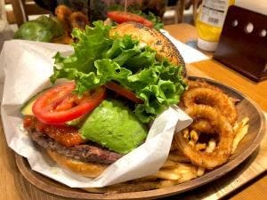 KUA`AINA ルクア大阪店