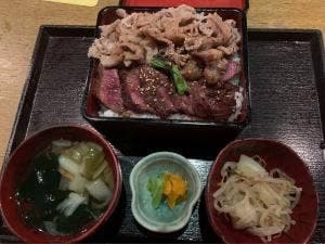 彩四季 炉端料理・離れ個室 しゃにむに 心斎橋本店