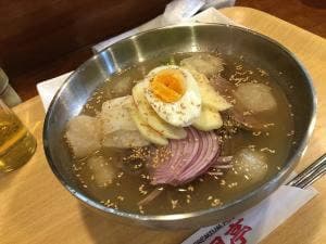 明洞亭