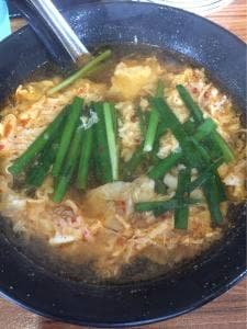 辛麺kitchen 彩 山西店