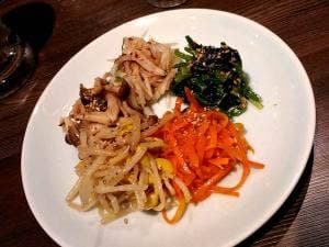 焼肉 華