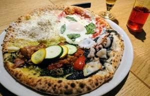Italian restaurant 碧い月