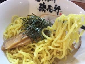 油そば専門店 歌志軒 伊勢店