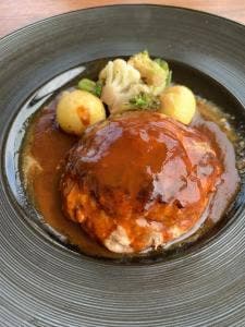 Dish 西大分本店