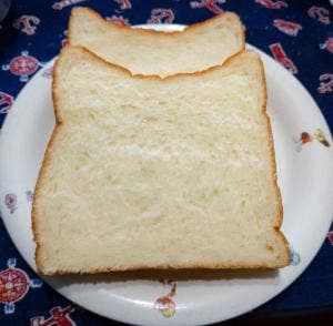 高級食パン専門店 生とサザンと完熟ボディ