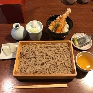 蕎麦屋 神楽 インター店