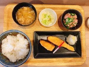 人宿町食堂