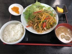 食事処いな穂
