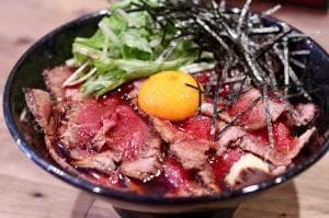 肉バル肉酒場 VIANDE RÉGAL