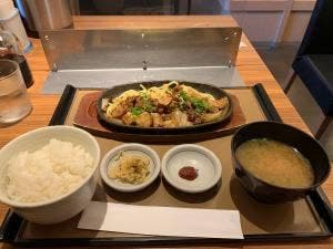 やよい軒 烏丸御池店