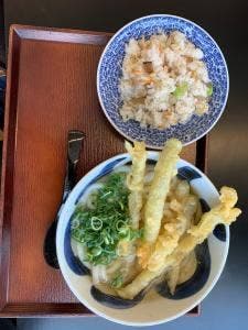 手打ち 華新うどん