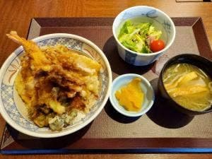 万さく 高岡駅南店