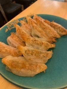 Jessie 餃子とワイン