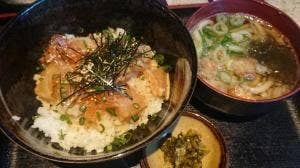 おばんざいバー 博多漁家 しらすくじら ウメキタフロア店