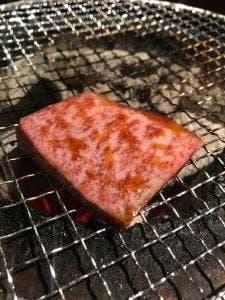炭火焼肉 深山 神戸三宮店