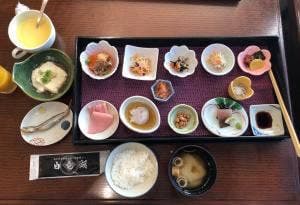 憩いの料亭 白竜湖