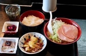 炉ばた茶屋 魚とし