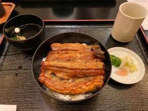 あなごや本店