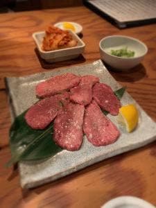 焼肉屋 はなれ本店