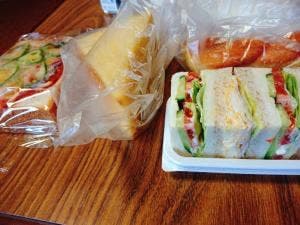 ベーカリー＆カフェ ルパ 府中店