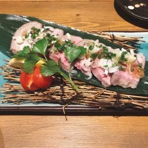 牛たん焼きと牛たんしゃぶしゃぶ とろたんしゃ