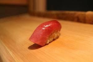 鮨行天