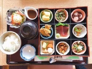 とんでん 長津田みなみ台店