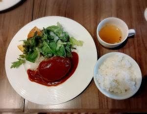 自家製ピッツァ&ステーキ 肉バル ビステッカ 垂水店