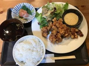 串あげ酒場なごみ家