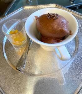 コンフィズリー エスパス キンゾー