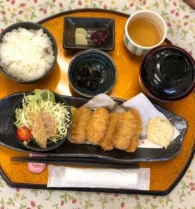 あなごめし専門店 瑠羽樹