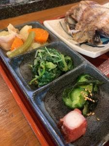 旨い魚と栄養満点味噌汁の店