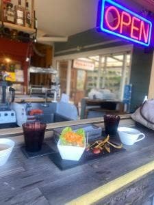 Lumos cafe