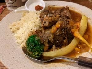 ビストロ ラグリ