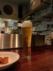 ワインと食事の店 チキンストック